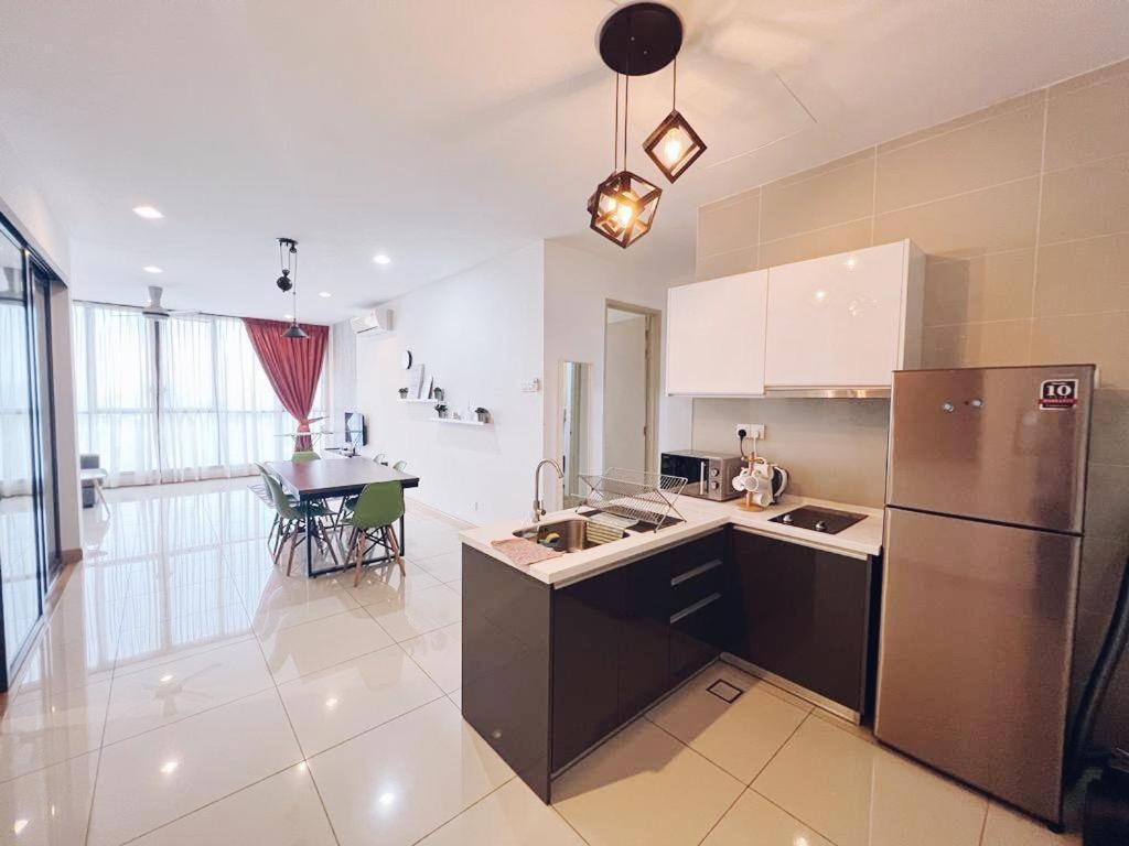 Connected Train 3 Bedrooms - Above Klgateway Mall 14 Κουάλα Λουμπούρ Εξωτερικό φωτογραφία
